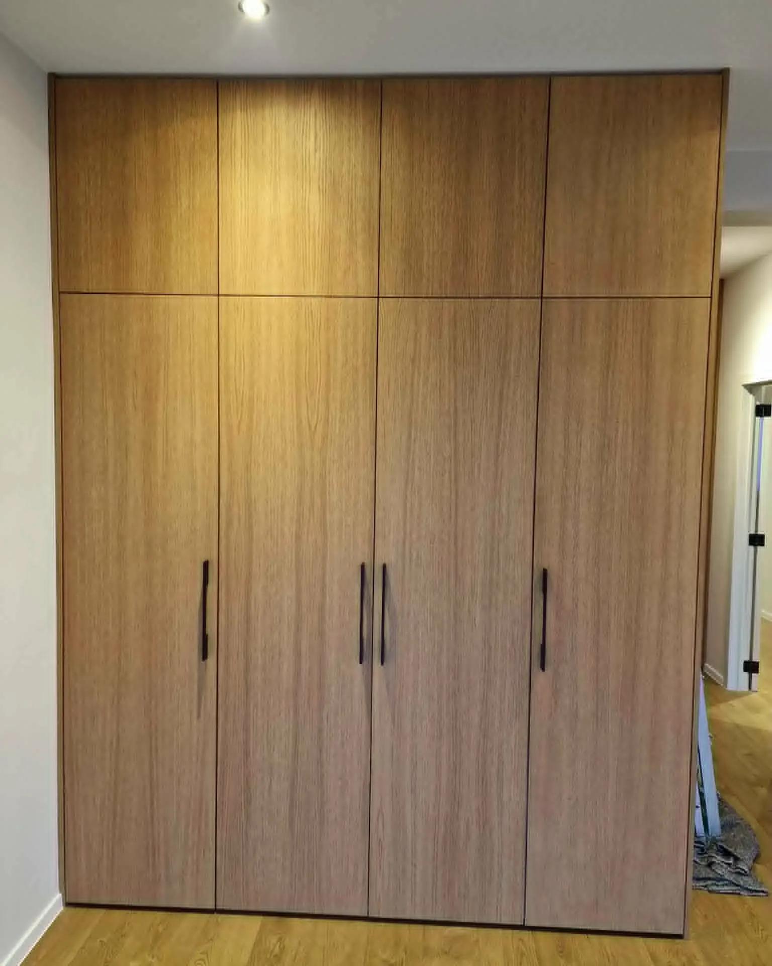 Closed fronts of the Laeken dressing room